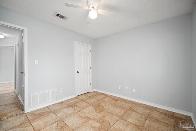 Building Photo - 2029 Coral St