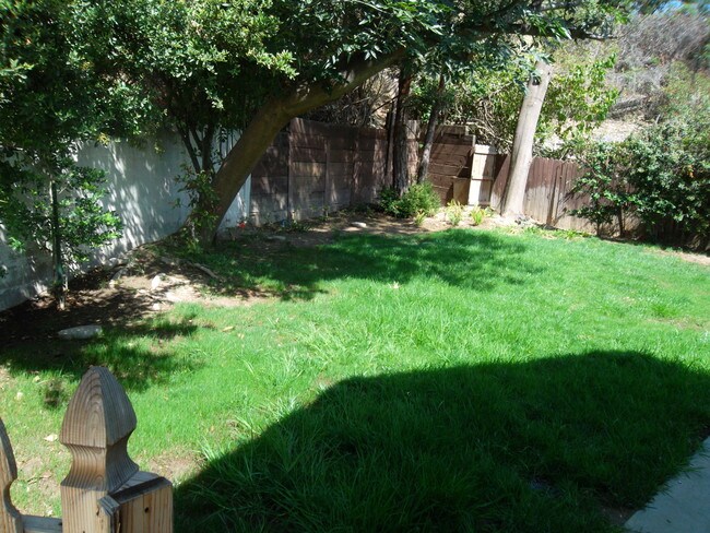 Building Photo - 3751 Stone Canyon Ave