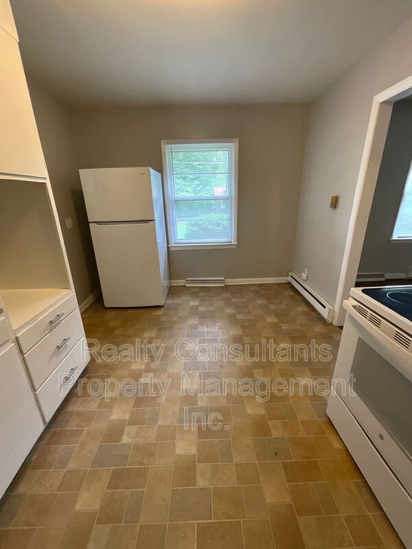 Building Photo - 1533 Beaucrest Ave
