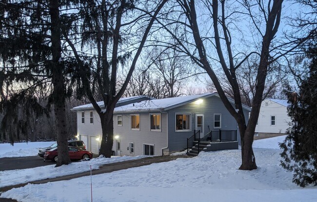 Single family home, quiet neighborhood just outside Madison. - 2267 S Syene Rd