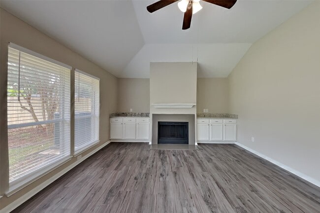 Building Photo - 2222 Friarwood Trail