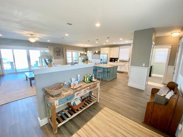 Building Photo - 906 Santa Rosa Blvd