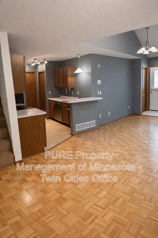 Building Photo - 1117 Pecks Woods Dr