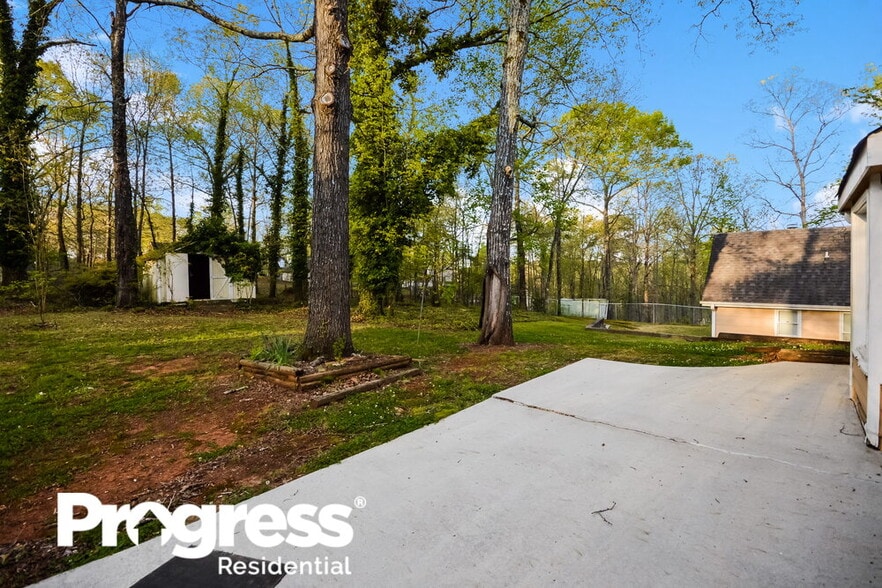 Building Photo - 75 Beaverdam Ct