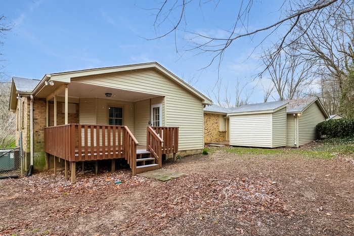 Building Photo - 511 Buffalo Trail