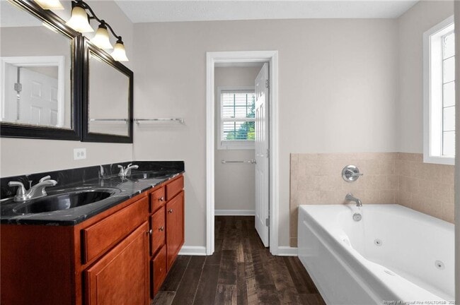 Building Photo - 1717 Kershaw Loop