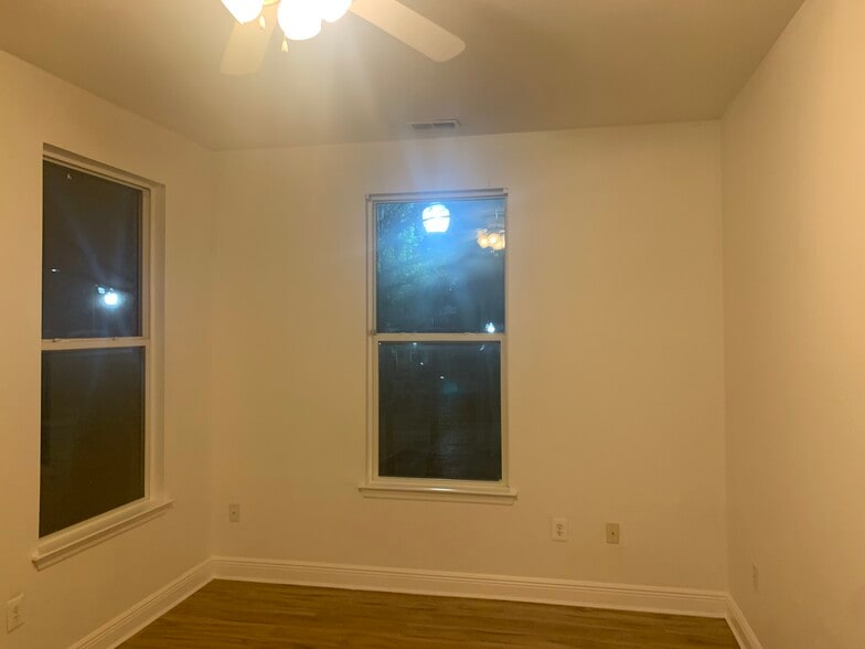 Bedroom 3 - 117 N Bond St