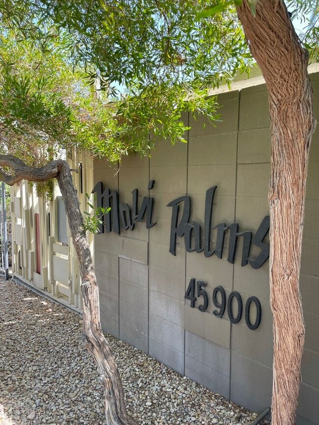 Building Photo - 45900 Ocotillo Dr