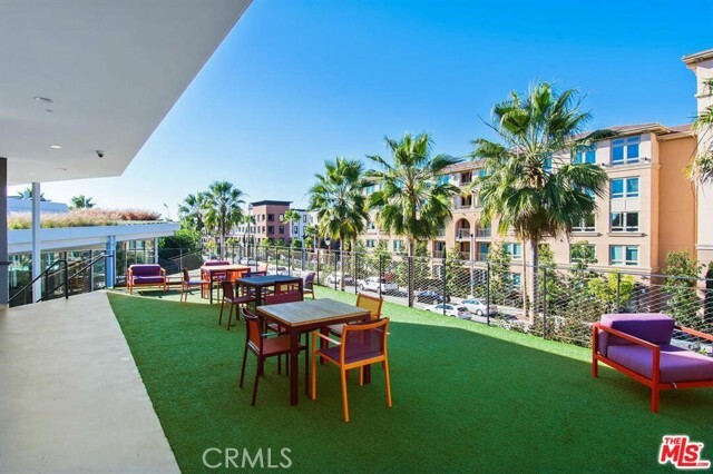 Building Photo - 7100 Playa Vista Dr