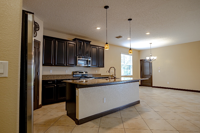 Building Photo - 3450 Schoolhouse Rd