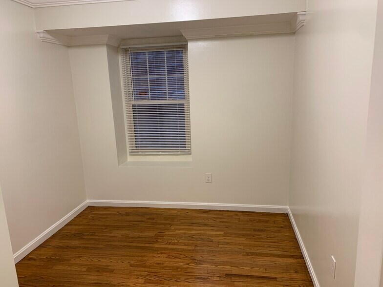 Building Photo - 608 Shawmut Ave