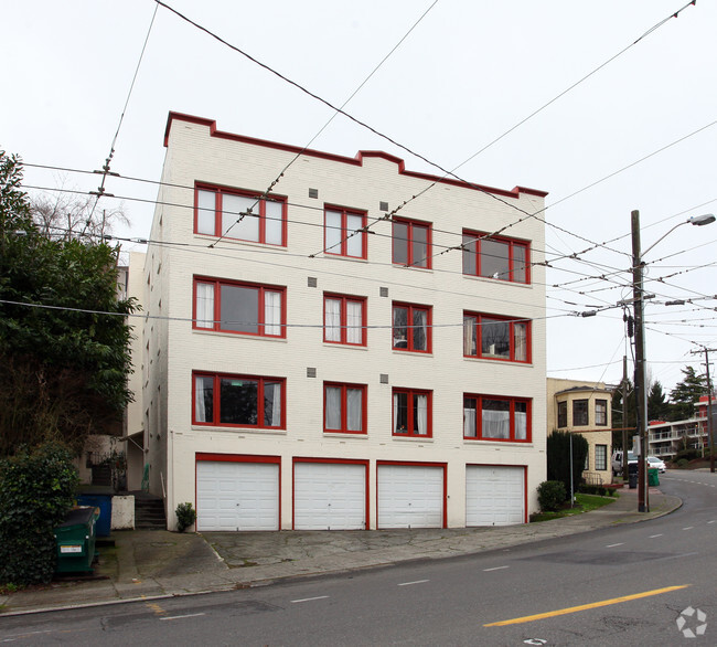 Building Photo - Crestview Apartments