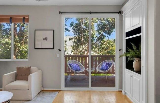 Building Photo - 6068 Paseo Salinero