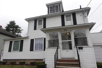 Building Photo - 304 Massachusetts Ave