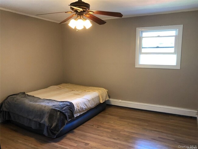 Building Photo - 1671 Claas Ave