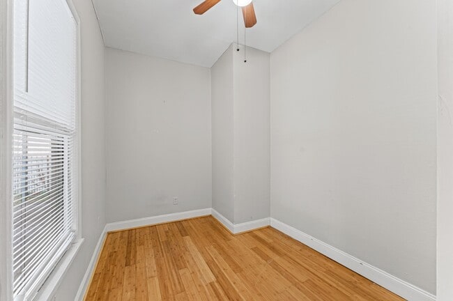 Building Photo - 5109 Lindsay St