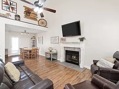 Building Photo - 3778 Tradewinds Terrace