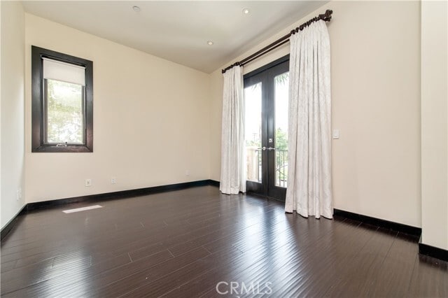 Building Photo - 268 S Clark Dr