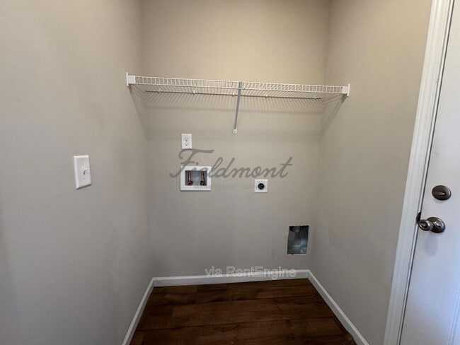 Building Photo - 116 Veranda Cir