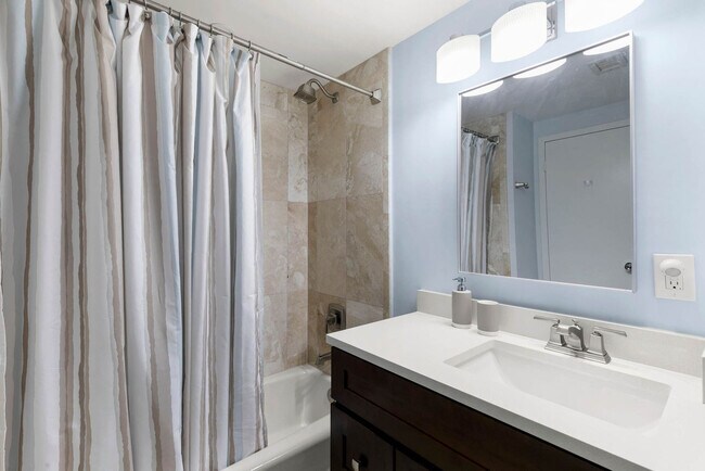 Building Photo - 58 N Collier Blvd