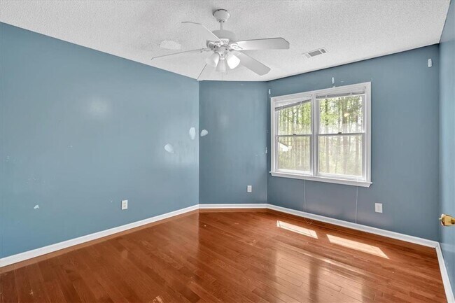 Building Photo - 3525 Sir Johns Ct NW