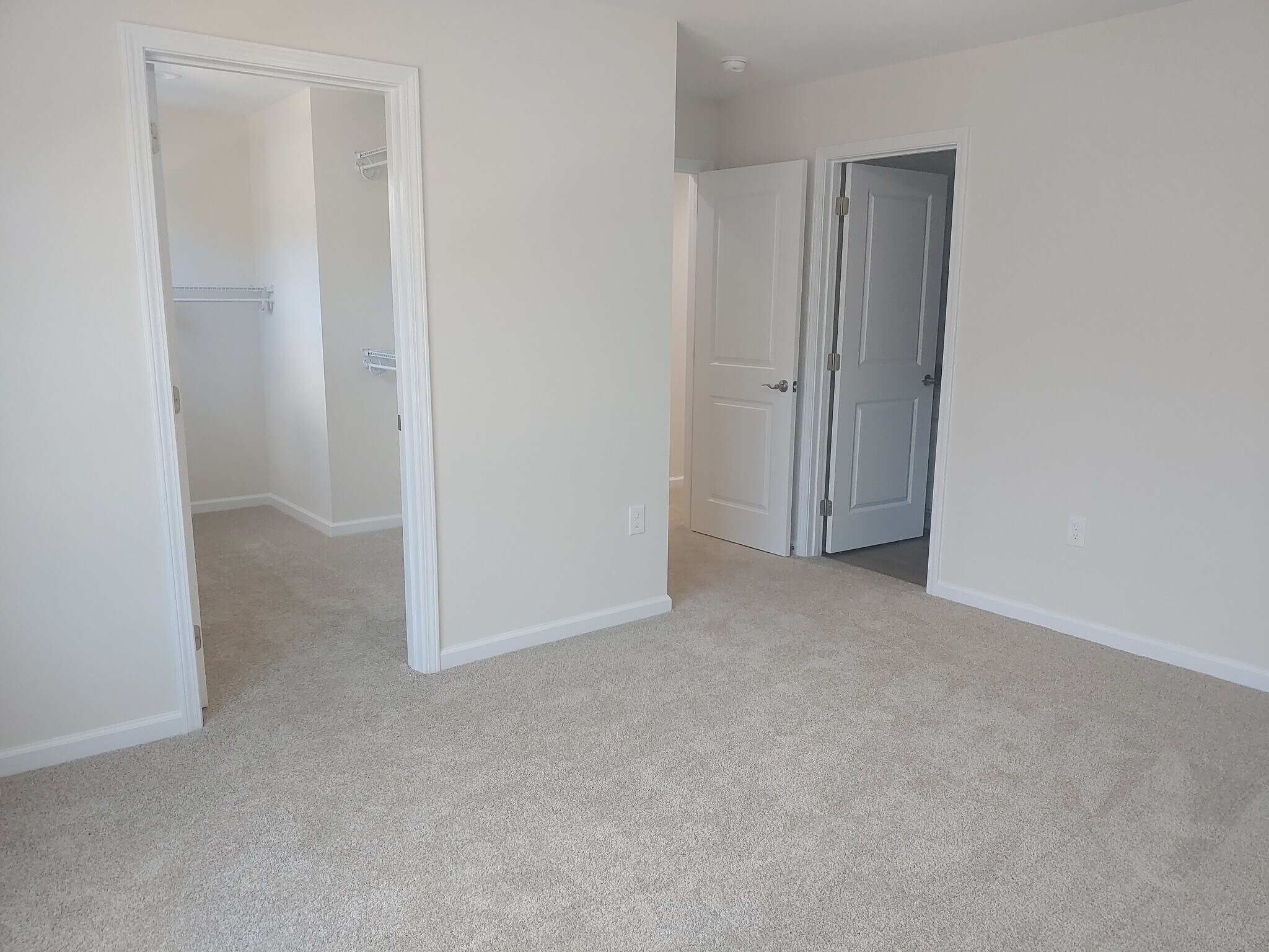 Primary bedroom - 6138 Warren Newcomb Dr