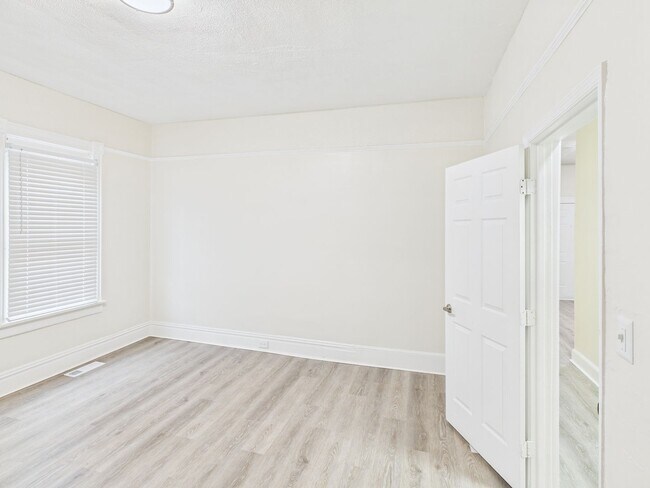 Building Photo - 1917 Boston Ave