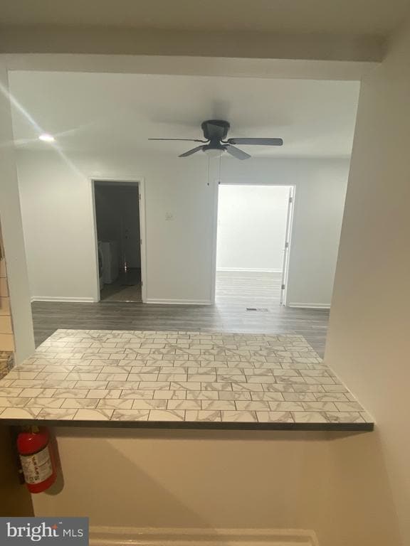 Building Photo - 5 Farragut Ct