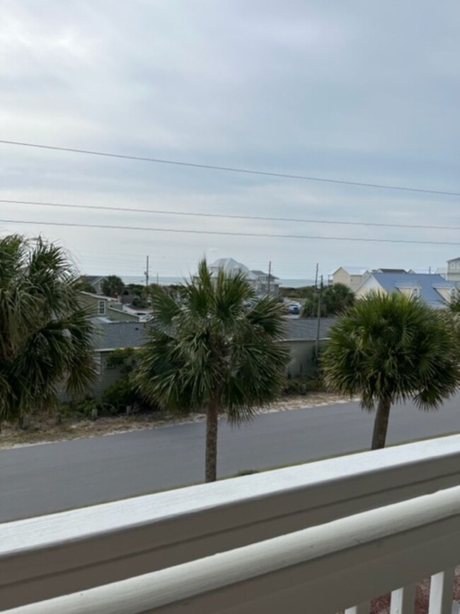 Building Photo - SEASONAL RENTAL 2 Bedroom Condo in Surf City