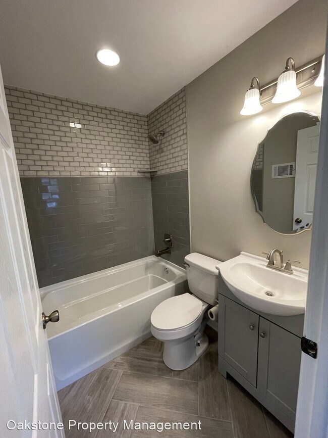 Building Photo - 3 br, 1.5 bath House - 1262 Woodcroft Road