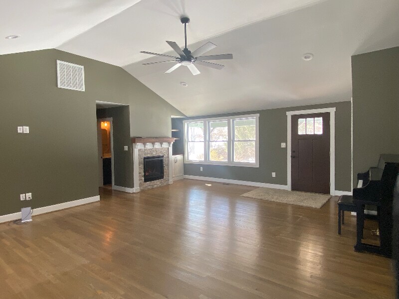 Building Photo - 1732 Castleman Rd