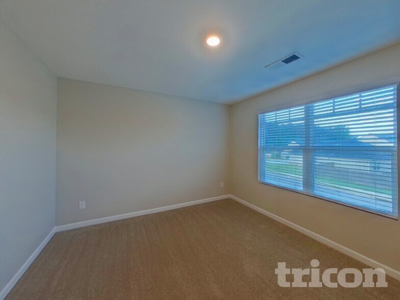 Building Photo - 1508 Denver Way