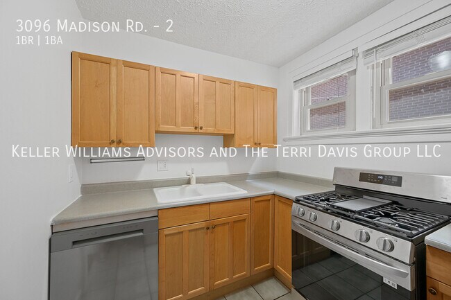 Building Photo - 3096 Madison Rd