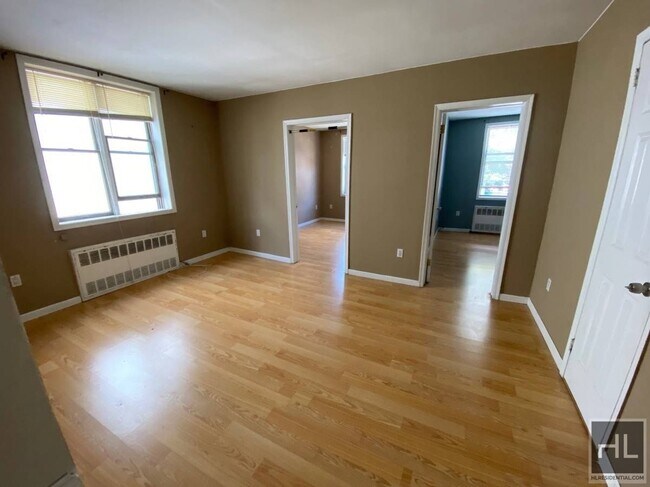 Primary Photo - 14 AVENUE