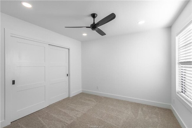 Building Photo - Historic District Gem! 4/3.5 Home Less tha...