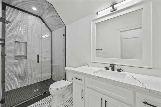 Building Photo - 1240 Deerfield Dr