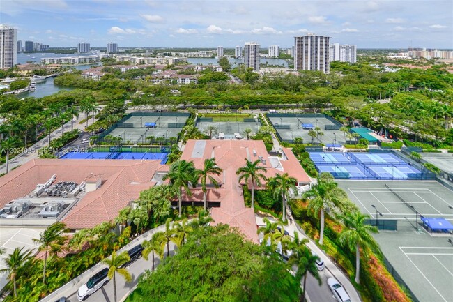 Building Photo - 6000 Island Blvd