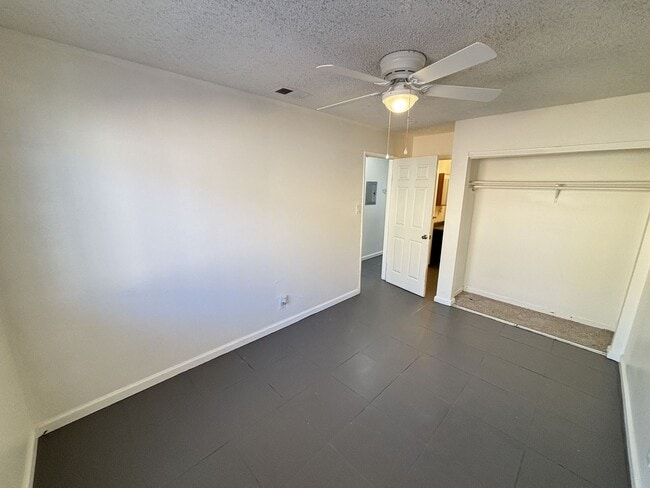 Building Photo - 6940 Hopkins Dr