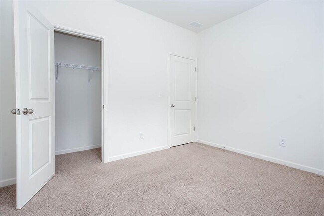 Building Photo - 24 Seattle Slew Way