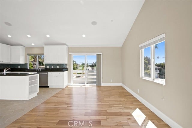 Building Photo - 26291 Via California