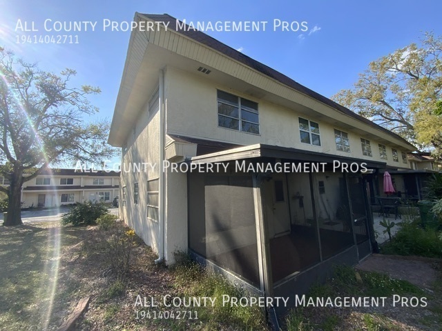 Building Photo - 302 Barlow Ave