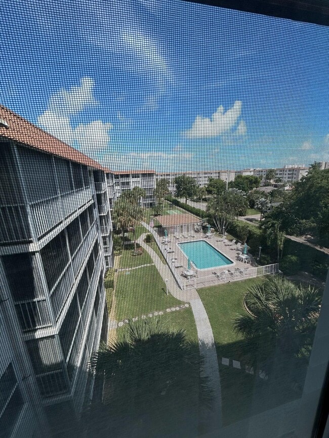 Building Photo - 2829 Florida Blvd