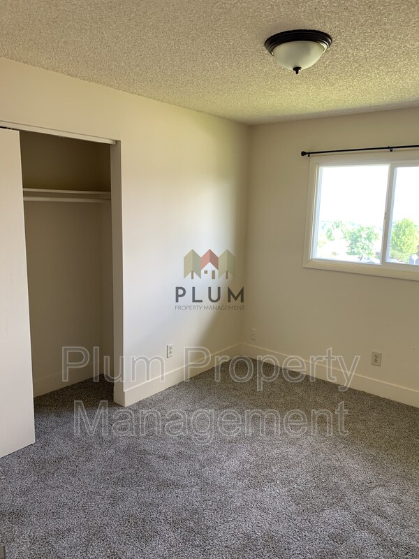 Building Photo - 5602 Bridger Ct