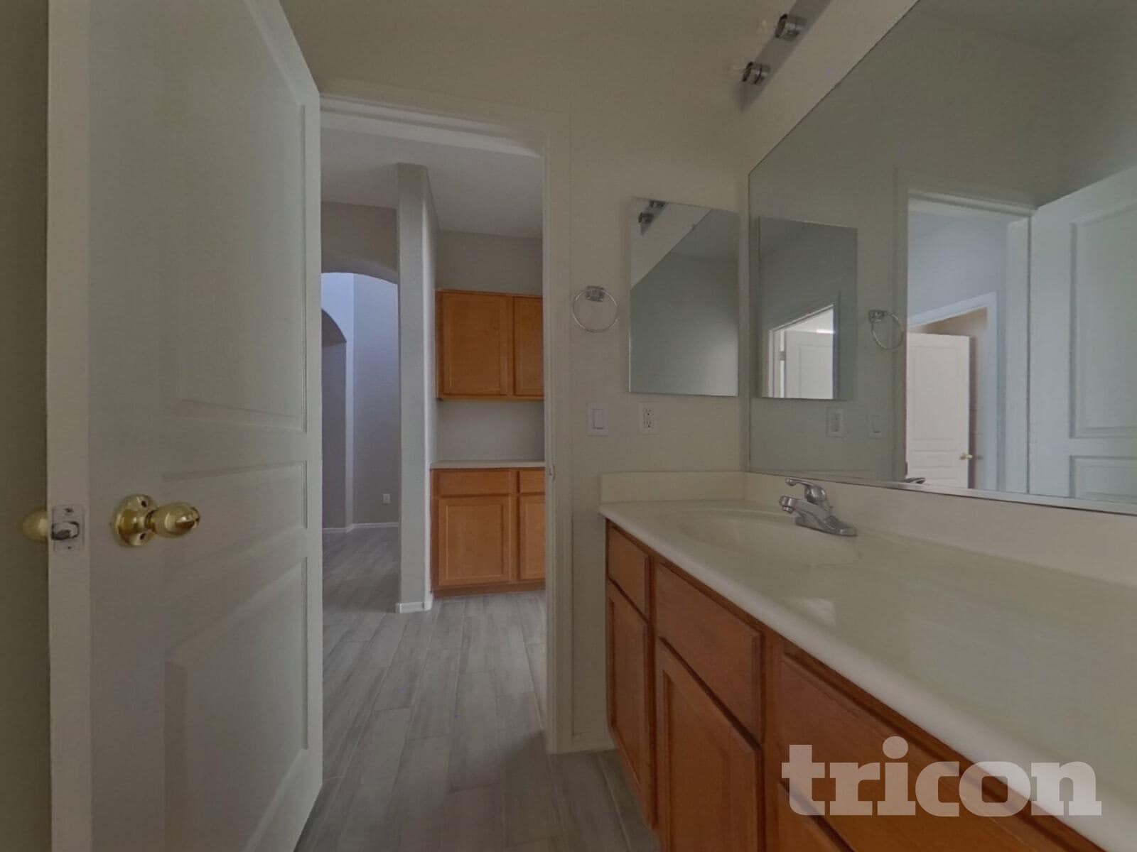 Building Photo - 22160 W Shadow Dr