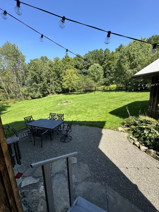 Building Photo - 62 Mt Pleasant Rd