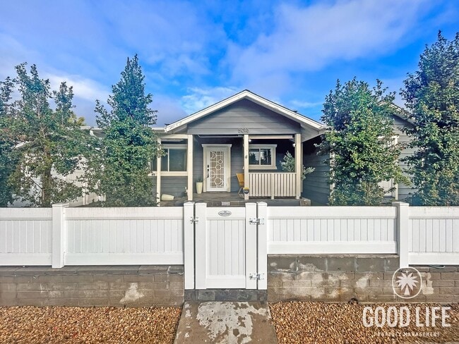 Building Photo - Beautiful 2BD/2BA W/ Detached Garage and A/C in Talmadge!