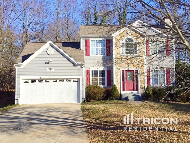 Building Photo - 7019 Hunters Glen Drive Charlotte NC