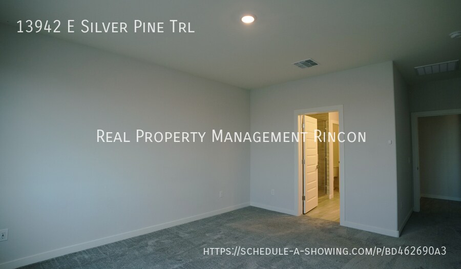 Building Photo - 13942 E Silver Pne Trl