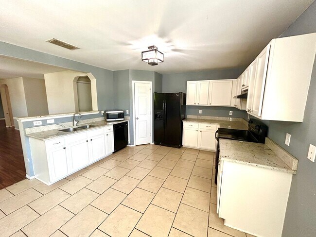 Building Photo - 3402 Longhorn Creek