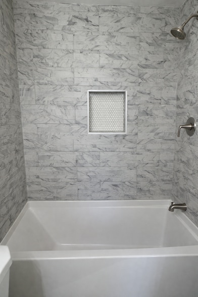 Master Shower - 100 Kensington Blvd